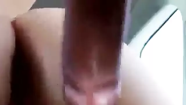 Kazakistanlı hatun komşunun aletine fışkırtıyor.